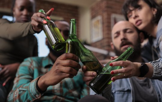 Cidade turística restringe venda de bebidas alcoólicas em centro histórico durante período noturno