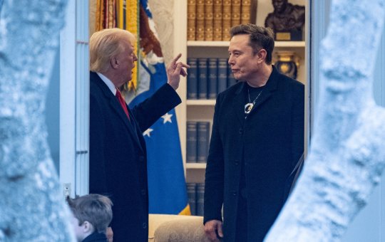 Trump ameaça apoio a empresas do bilionário Elon Musk; 'Há muito dinheiro a ser economizado'