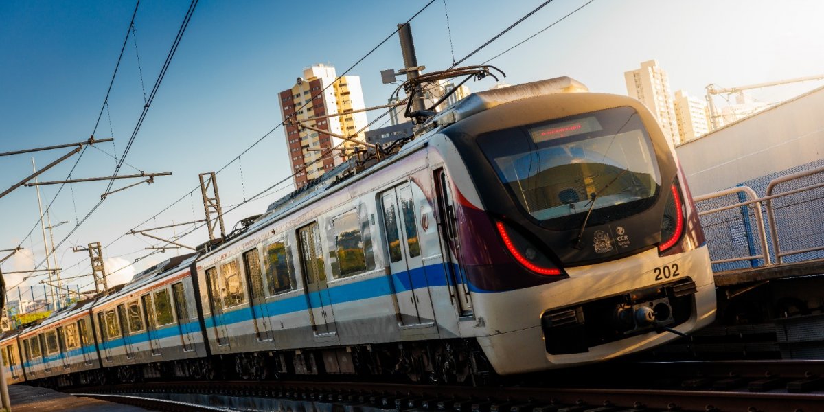 Após acidente grave, governo descarta instalação de portas de vidro nas plataformas do metrô de Salvador