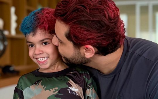 Murilo Huff posta vídeo de filho após conseguir guarda na Justiça