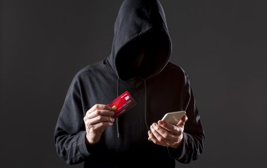 Ataque hacker afeta Pix com desvio de R$ 800 milhões de contas bancárias