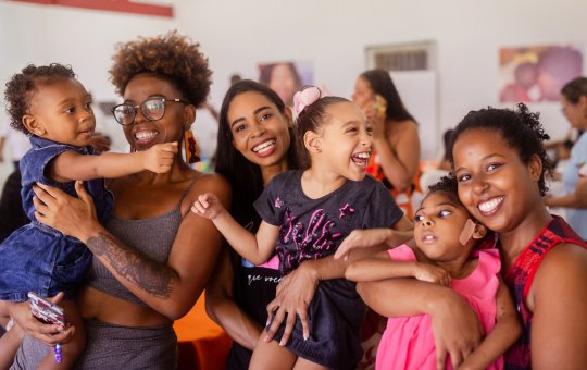 Governo vai pagar pensão vitalícia e indenização a vítimas do Zika vírus