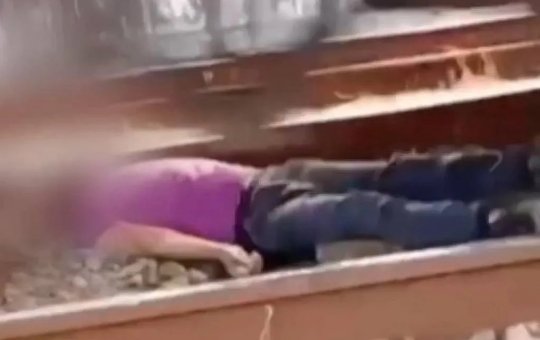 Vídeo mostra homem deitado em trilhos enquanto trem passa por cima em SP