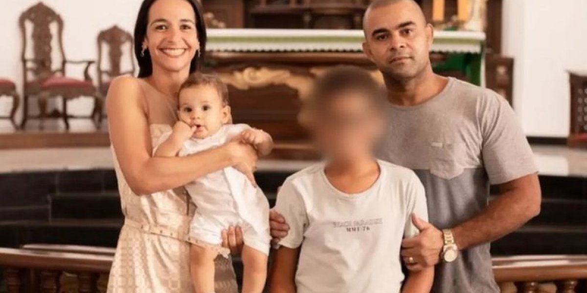 Adolescente que matou a família teria sido influenciado por jogo de terror na internet