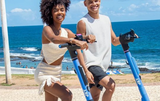Prefeitura de Salvador proíbe patinetes elétricos para menores e define novas regras de uso