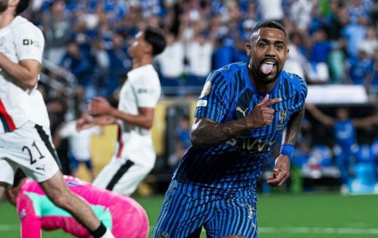 Al-Hilal encaminha saída de jogador brasileiro após discussão com torcedores