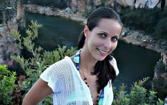 Mulher morre após queda de quase 100 metros durante rapel em MG