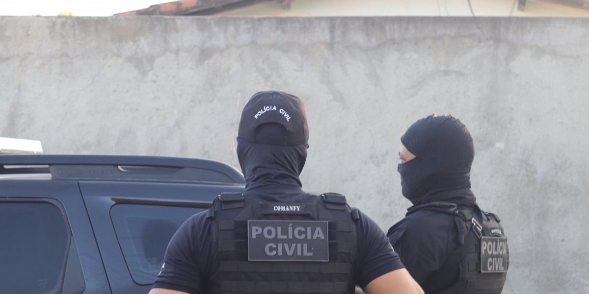 Agentes da Polícia Civil
