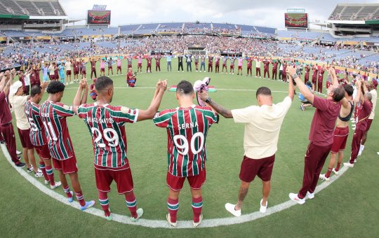 Fluminense entra em campo na semifinal contra o Chelsea pela Copa do Mundo de Clubes