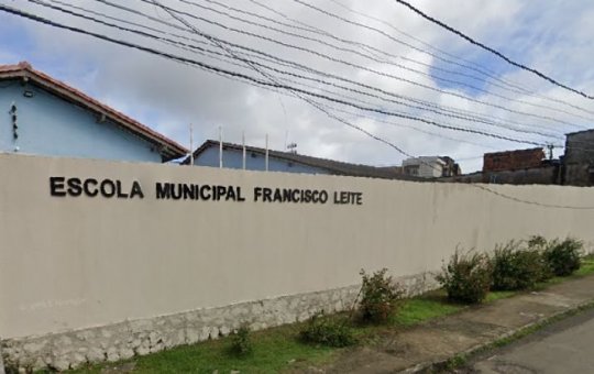 Criminosos invadem escola municipal em Salvador e furtam 60 tablets e equipamentos eletrônicos