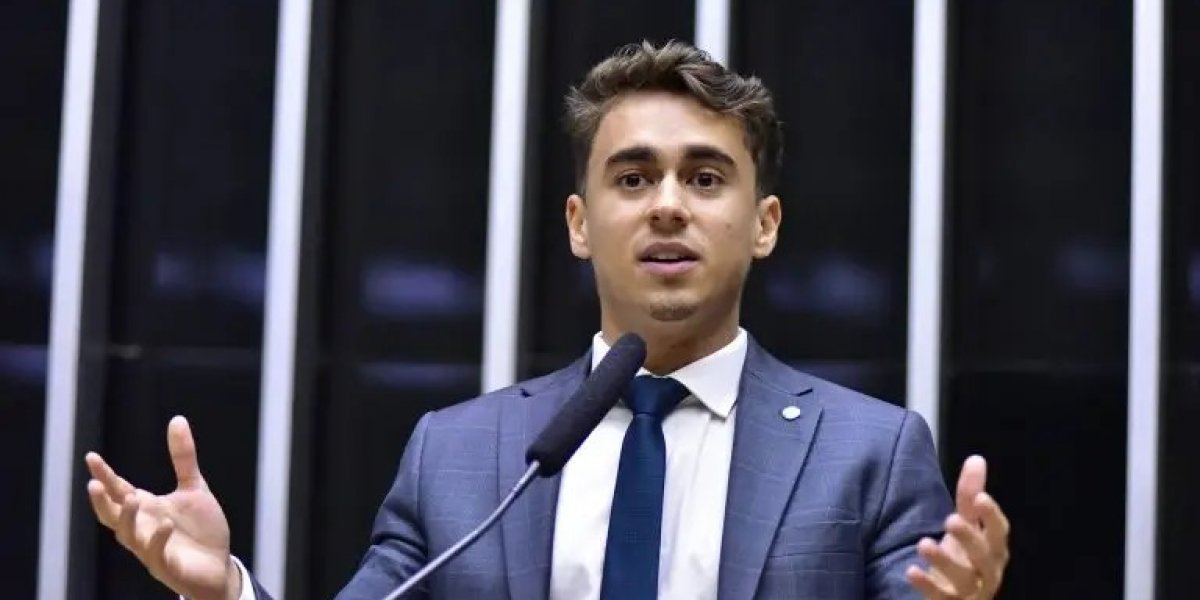 Deputado Nikolas Ferreira admite contratação de designer de sobrancelhas como secretária