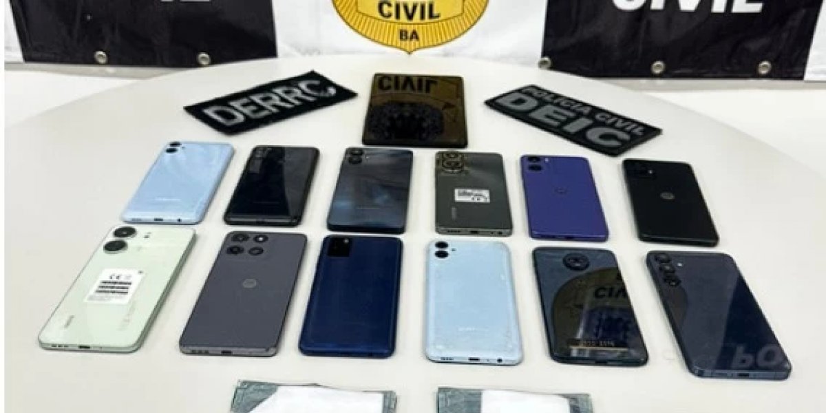 Celulares apreendidos com o suspeito