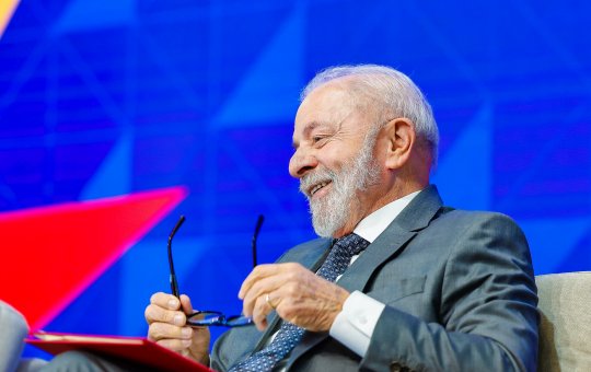 Lula reage a Trump e promete retaliação após anúncio de tarifa de 50% contra exportações brasileiras