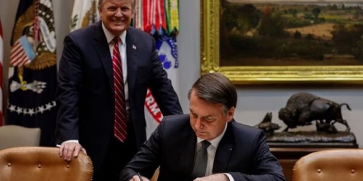 Bolsonaro cita Bíblia após tarifa de Trump e acusa Lula: “Povo geme quando os perversos governam”