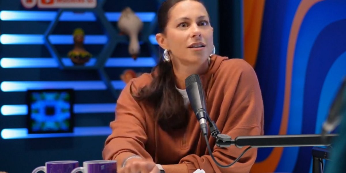 Jornalista Jéssica Senra, em participação no podcast Pulse