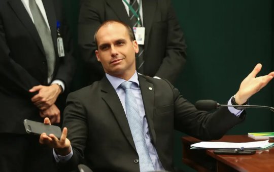 TCU enxerga irregularidades em viagem de Eduardo Bolsonaro aos EUA