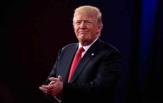 Após taxação no Brasil, Trump taxa em 30% México e União Europeia