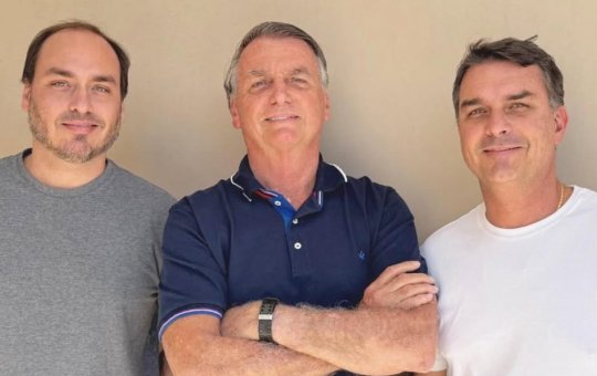 Bolsonaro questiona ministros do STF após vídeo de Lula sobre fraude no INSS 'Nenhuma medida'