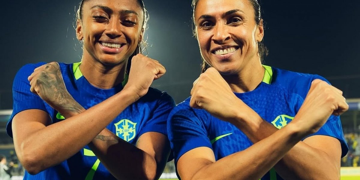 Kerolin e Marta em foto