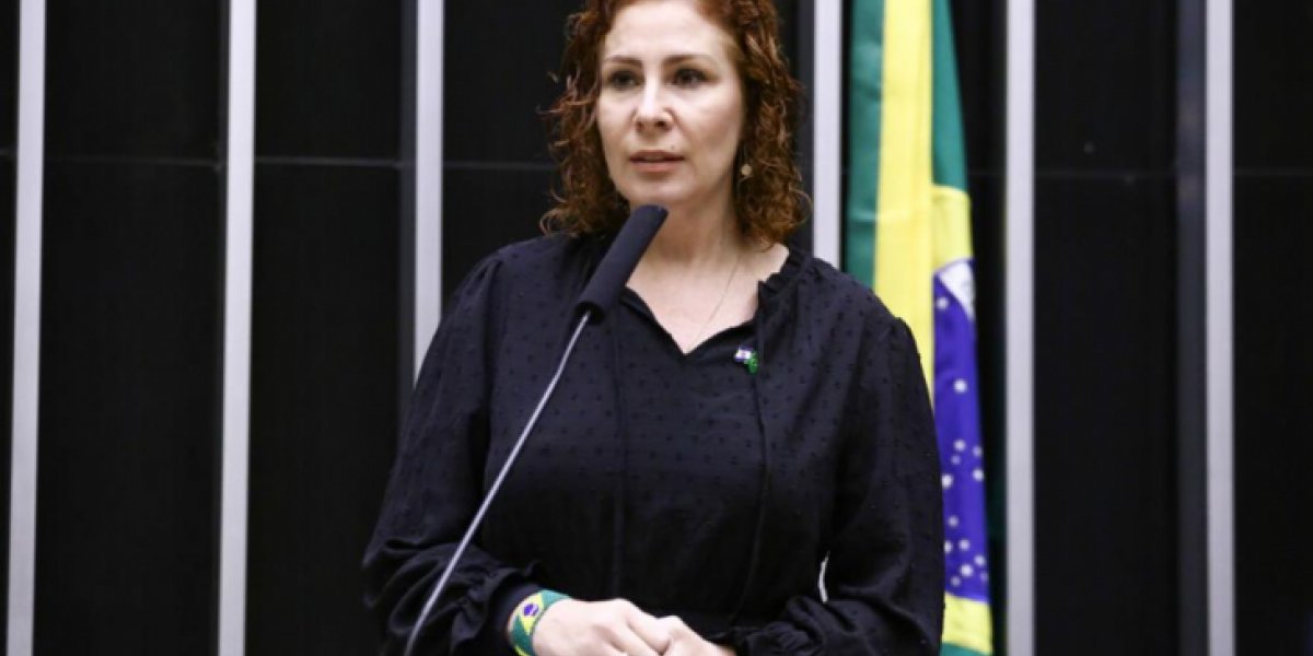 Condenada pelo STF, Zambelli articula candidatura política na Itália