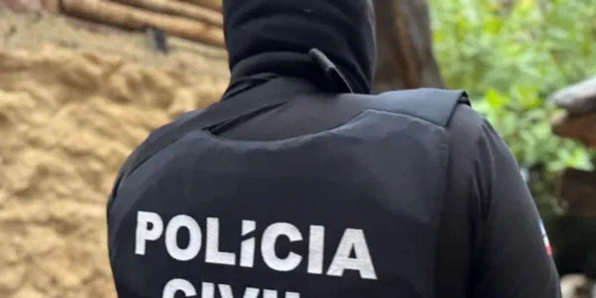 Policial Civil durante operação