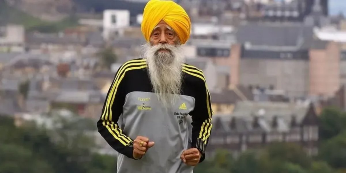 Fauja Singh correndo
