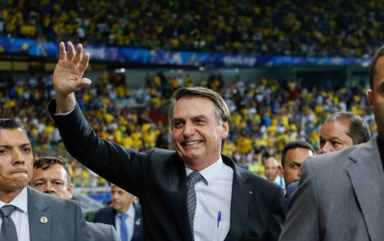 PGR alerta para risco de fuga e STF impõe tornozeleira e restrições severas a Bolsonaro