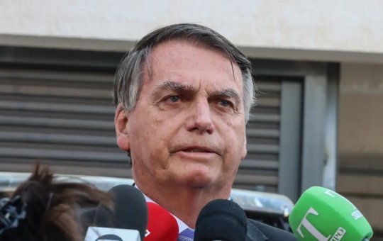 Maioria nas redes aprova ação da PF contra Bolsonaro, diz levantamento da Quaest