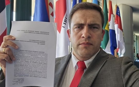 Deputado protocola pedido de Impeachment para Alexandre de Moraes