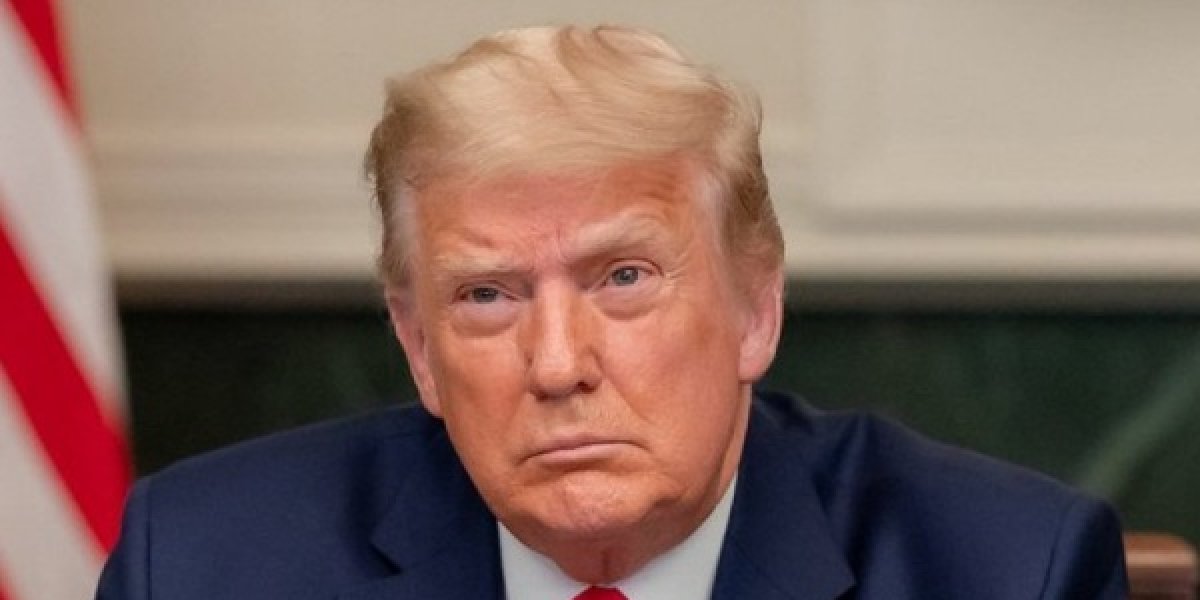Trump em foto para a casa branca