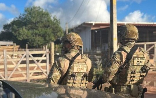 Integrantes de facção são presos com arsenal de armas no Sul da Bahia
