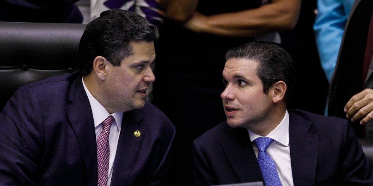 Trump mira presidentes da Câmara e do Senado por travas a pautas favoráveis a Bolsonaro