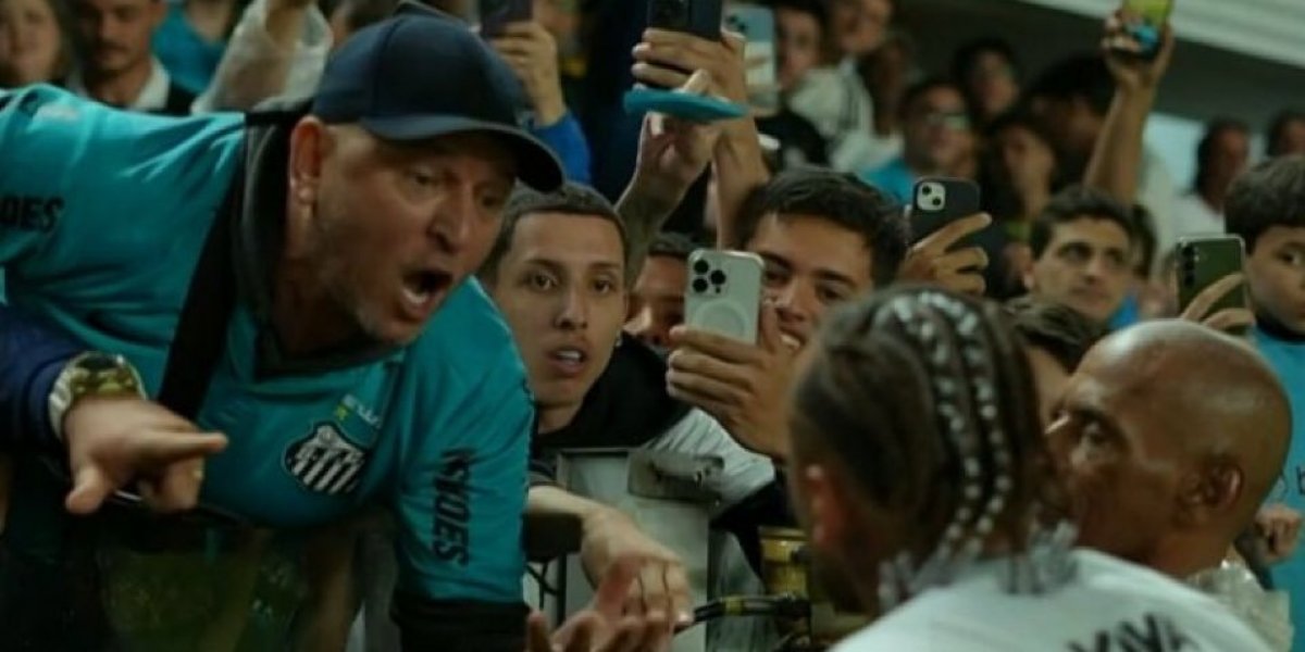 Neymar e torcedor brigando