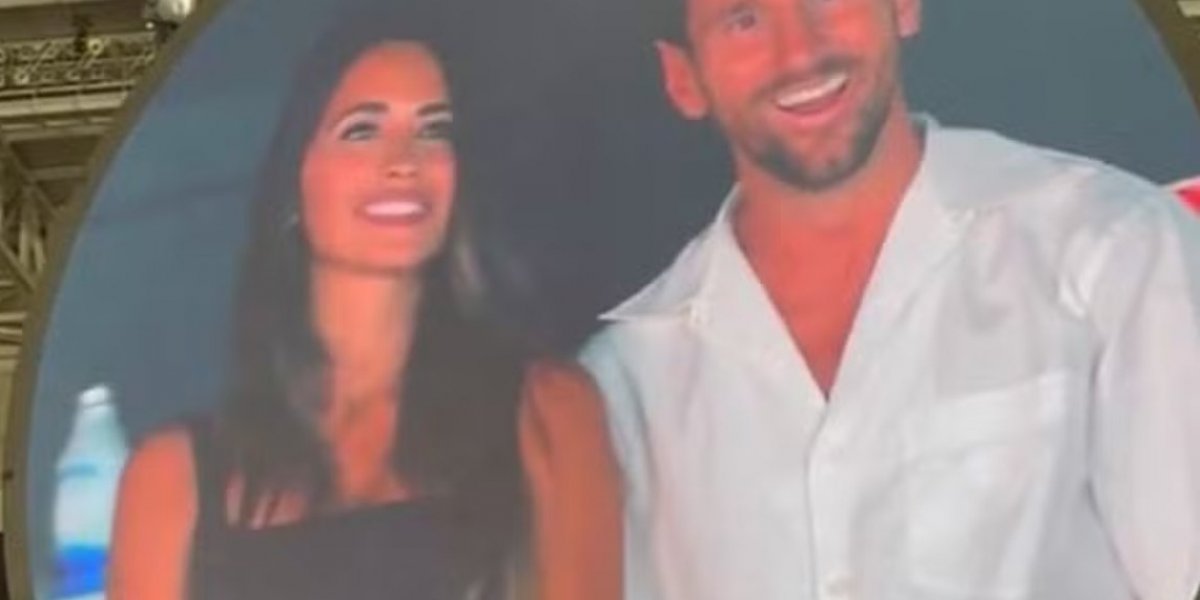 Momento do casal na "Câmara do Beijo"