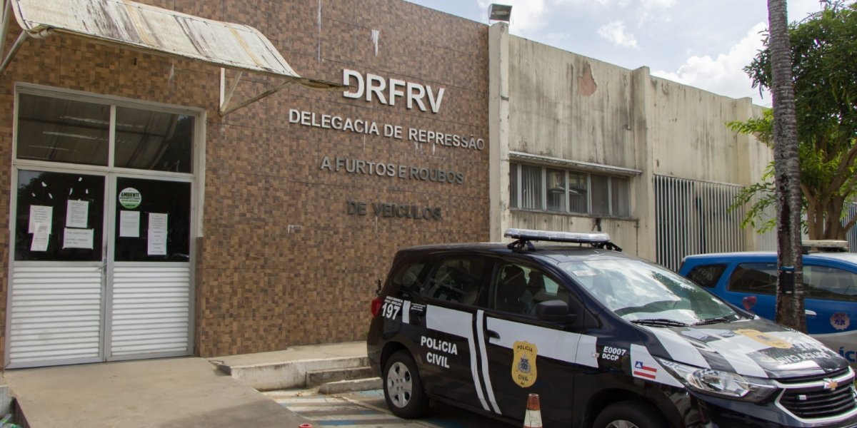 Suspeito tenta roubar moto, enfrenta vítima em luta corporal e dispara ao fugir