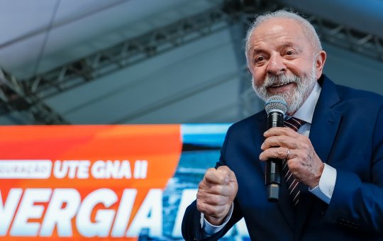 Lula pede “civilidade” de Trump para rever tarifa de 50% sobre produtos brasileiros