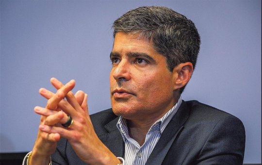 ACM Neto lidera corrida ao governo da Bahia em 2026, aponta Paraná Pesquisas