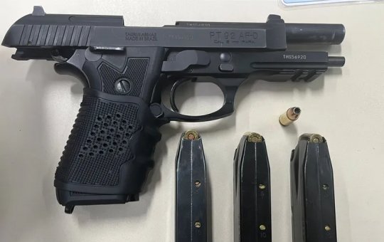 Homem é preso se passando por policial penal em Salvador