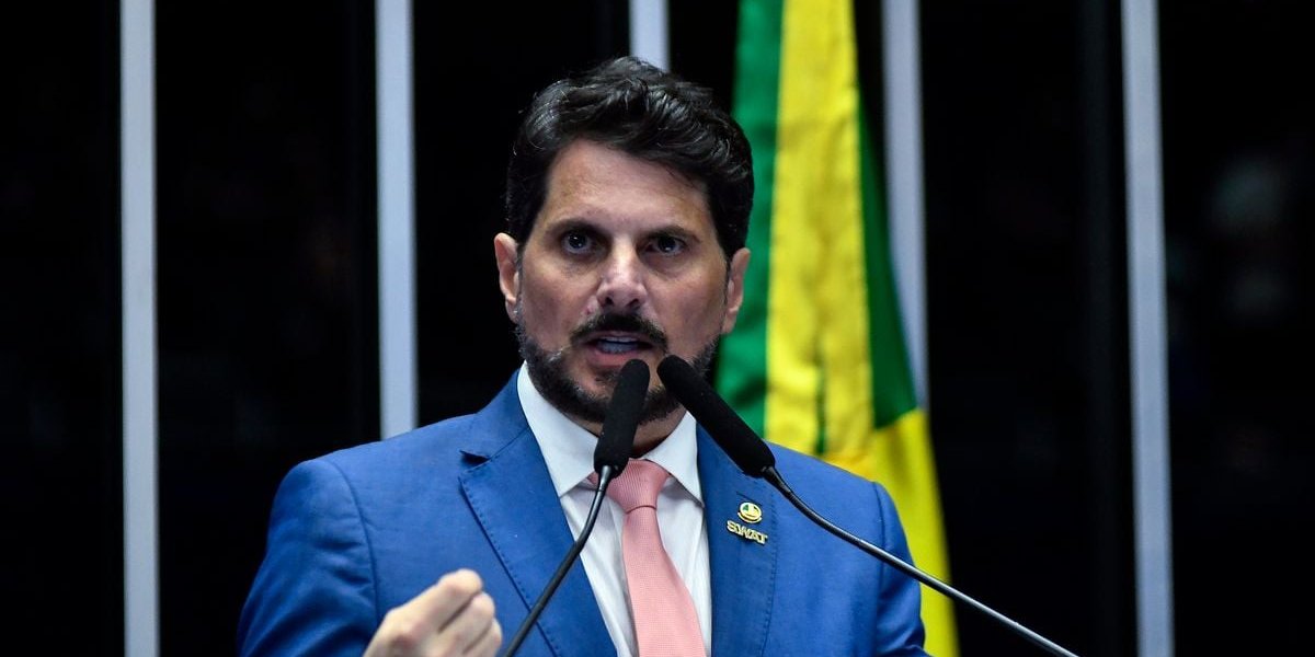 STF nega pedido da defesa de Marcos do Val para evitar possível prisão após retorno ao Brasil