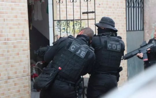 Filha é presa em flagrante por agredir mãe de 76 anos em Salvador