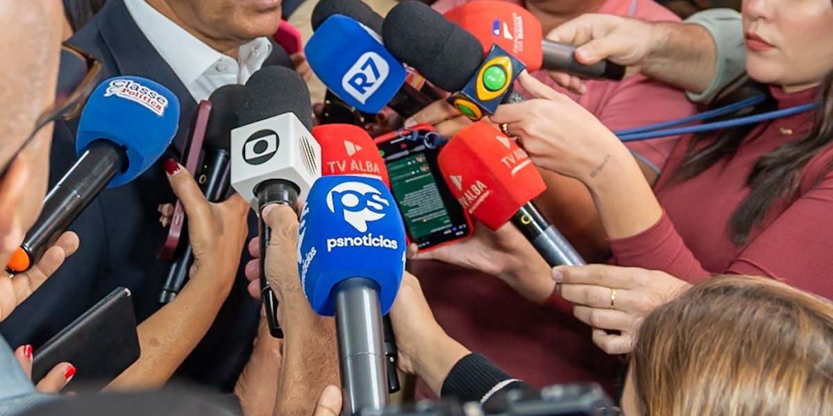 Jerônimo critica manifestações bolsonaristas e reforça defesa da economia baiana diante do tarifaço