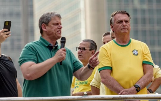 Tarcísio de Freitas quebra silêncio  e fala sobre a prisão de Bolsonaro: ‘Preso antes do julgamento começar’