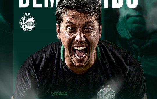 De volta! Thiago Carpini é anunciado em clube da Série A