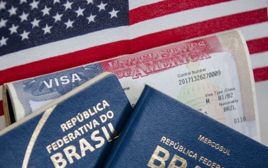 Brasil fica fora de programa dos EUA que exige caução de até US$ 15 mil para visto