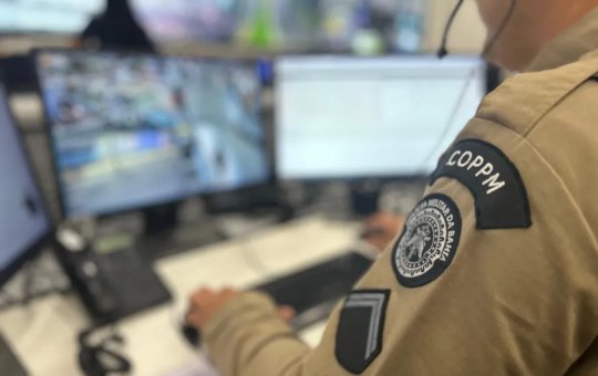 Mulher finge pedir pizza ao 190 para denunciar violência doméstica na Bahia