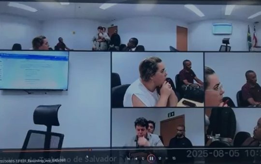 Juiz faz manobra de Heimlich e salva advogado de engasgo em meio à audiência