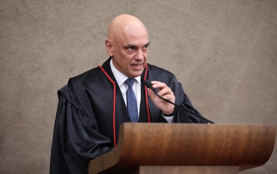 Oposição do governo consegue 41 assinaturas e vai pedir impeachment de Alexandre de Moraes