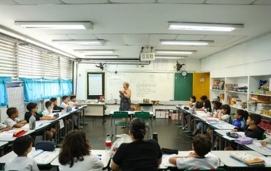 Lei responsabiliza pais por agressões e ameaças contra profissionais da educação