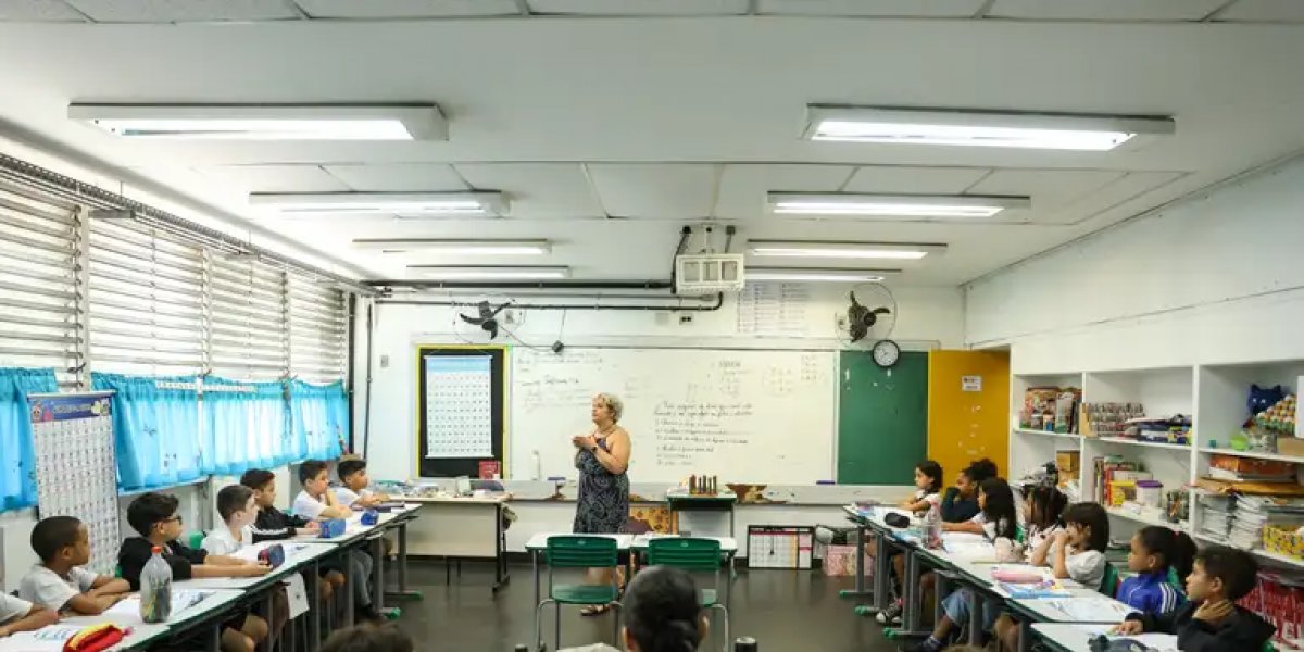 Lei responsabiliza pais por agressões e ameaças contra profissionais da educação