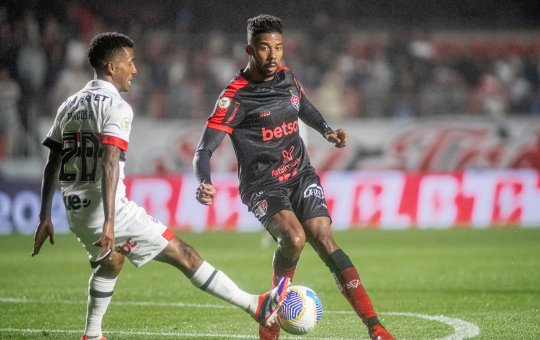 São Paulo x Vitória: Onde assistir, prováveis escalações e arbitragem